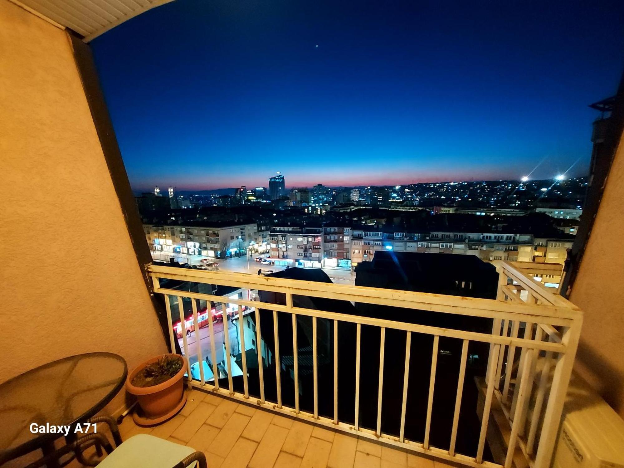 Gorgeous Apartment With City View In The City Center Pristina Exterior foto