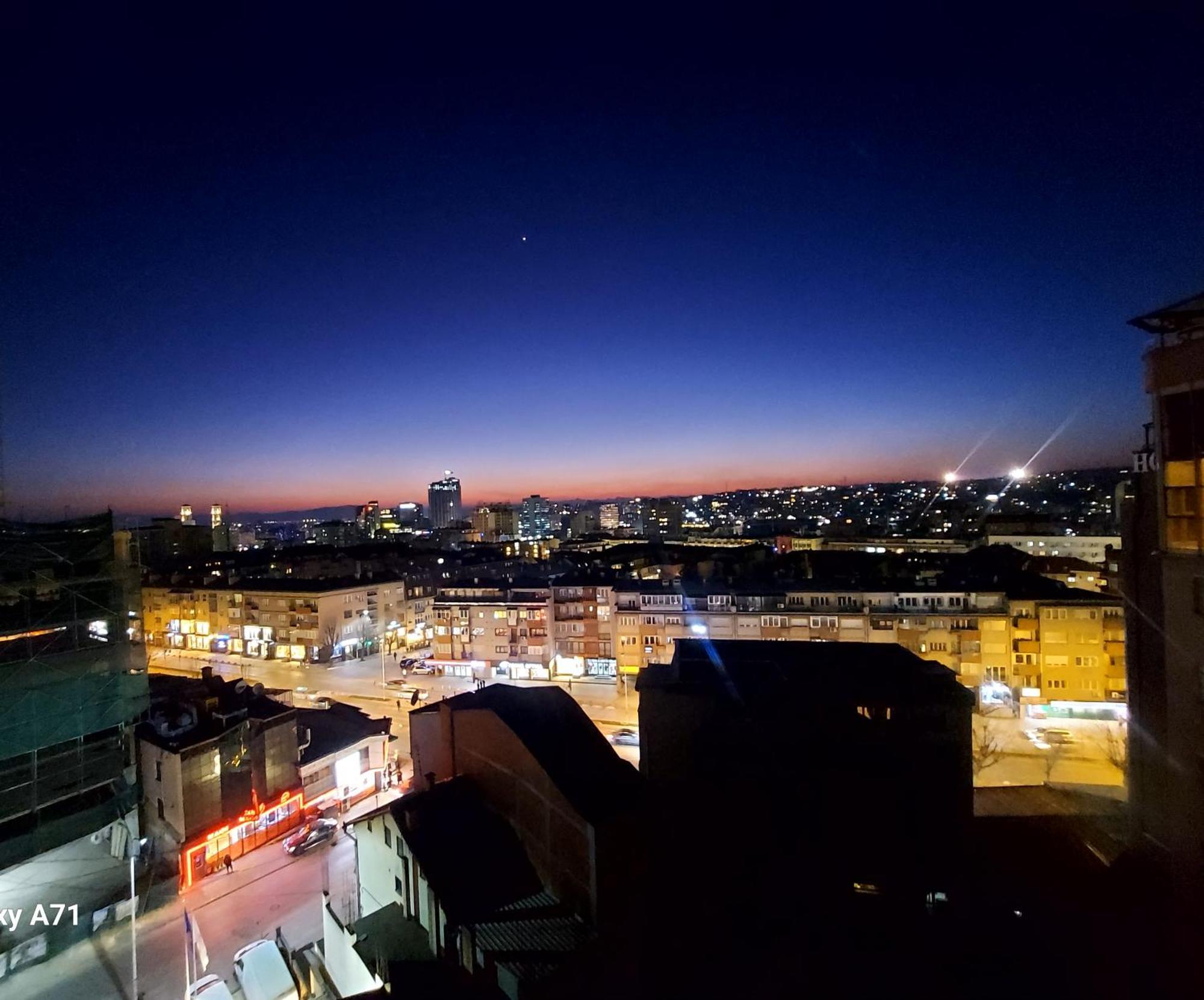 Gorgeous Apartment With City View In The City Center Pristina Exterior foto